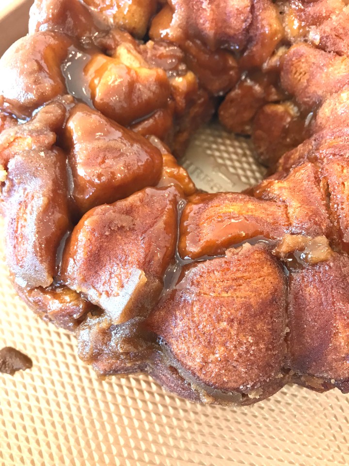 make monkey bread